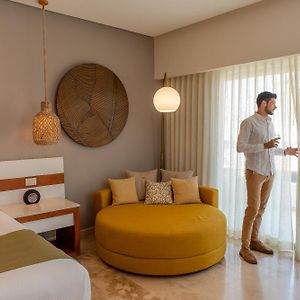 Deluxe Junior Suite City View